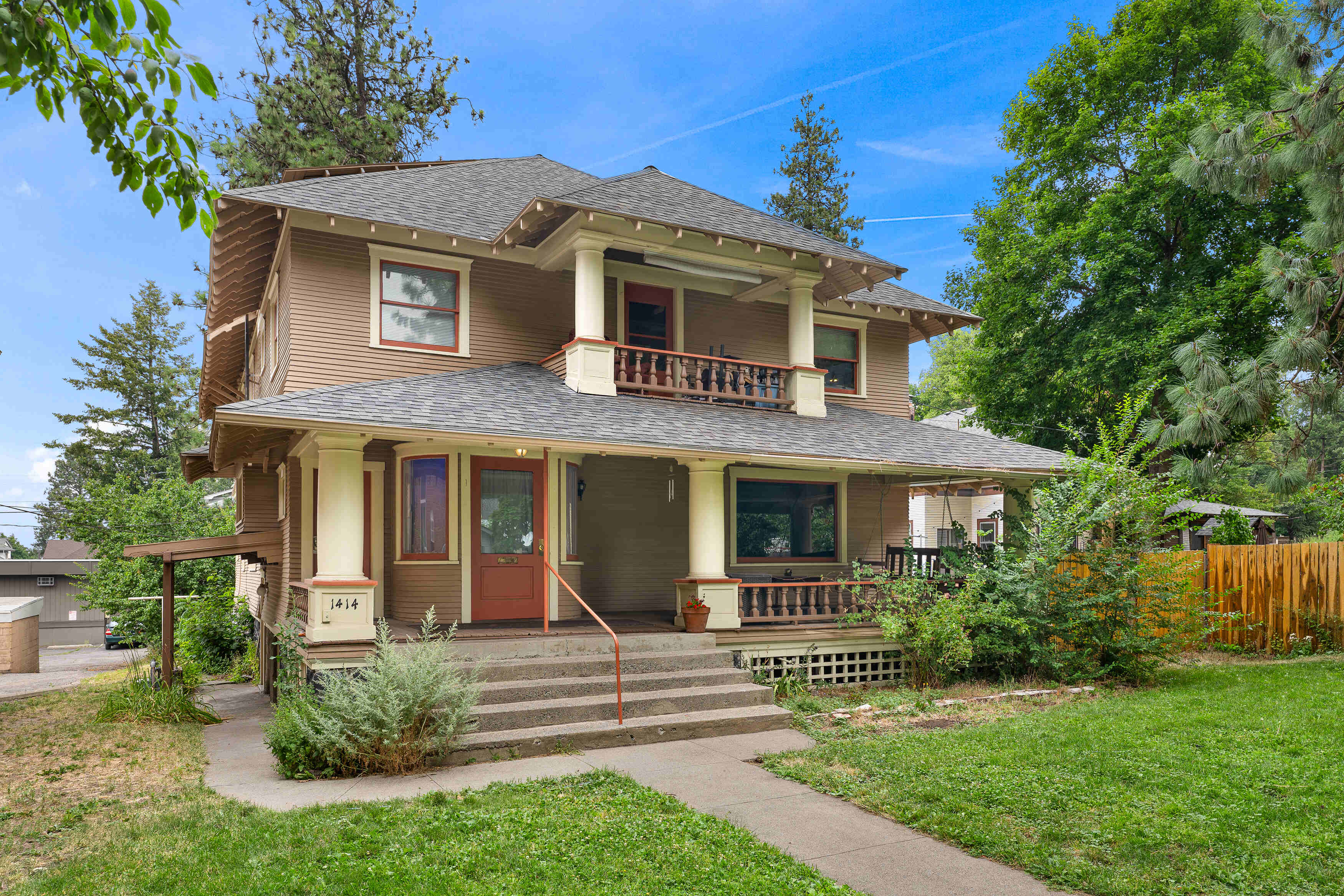 10th Avenue Apartments