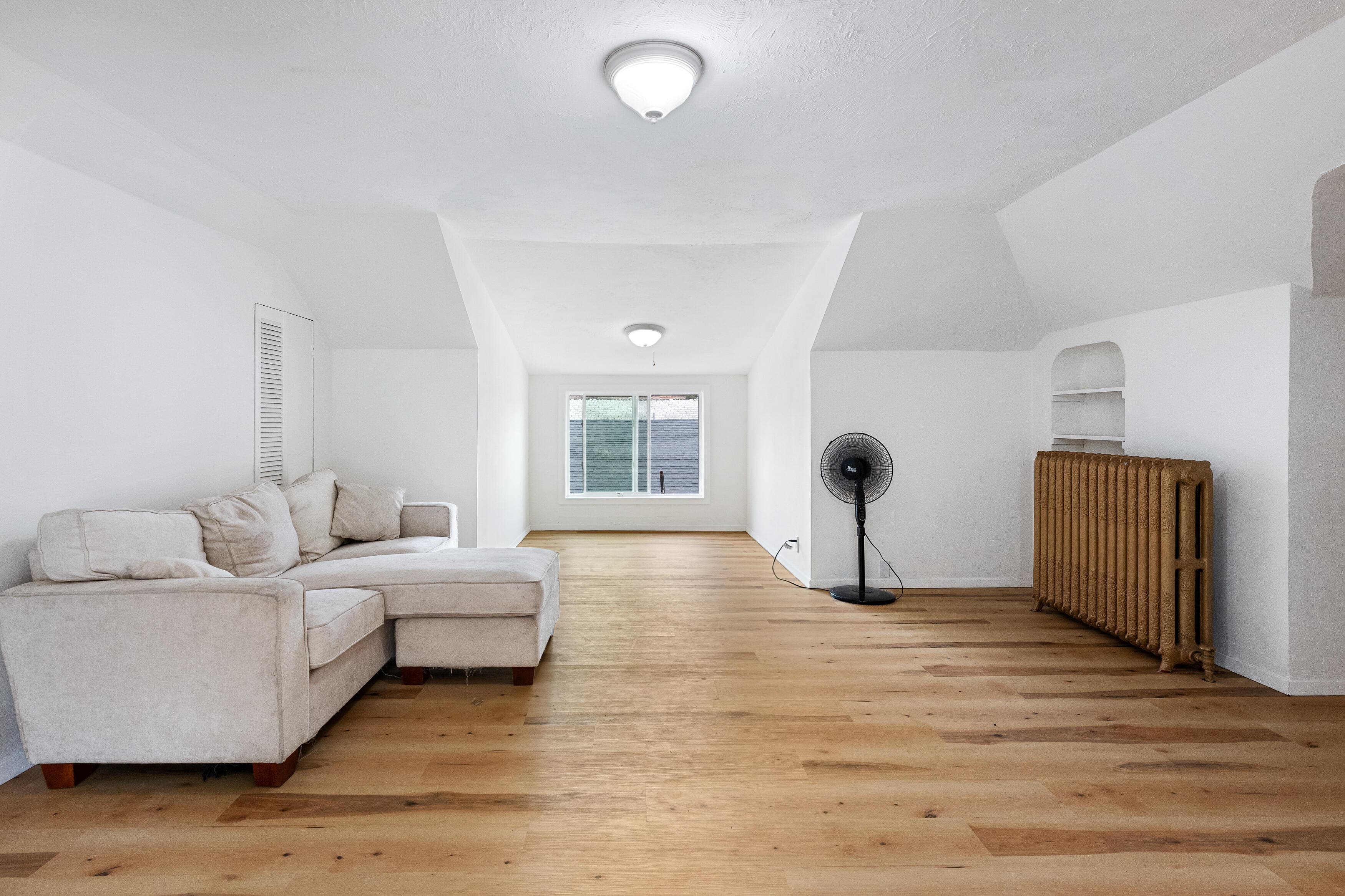 10 Avenue Apartments
